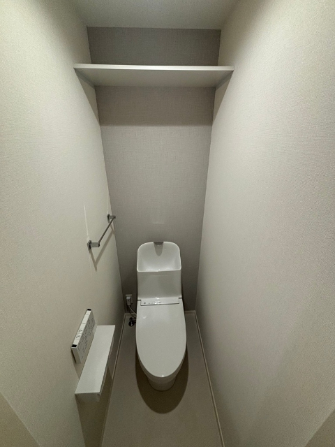 トイレ　同タイプ２階写真