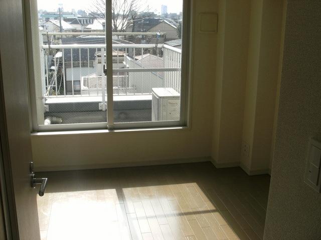 居室・リビング　※別部屋参考写真