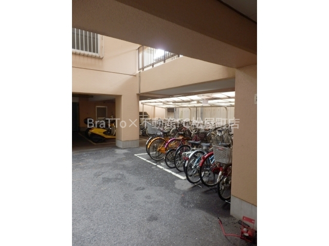 その他共有部分　マンション共用部分（駐輪場）