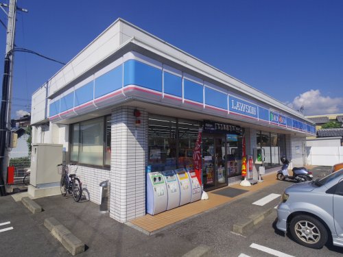 コンビニ　ローソン 静岡上伝馬店（コンビニ）まで482m