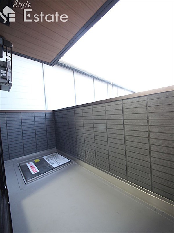 バルコニー　バルコニー