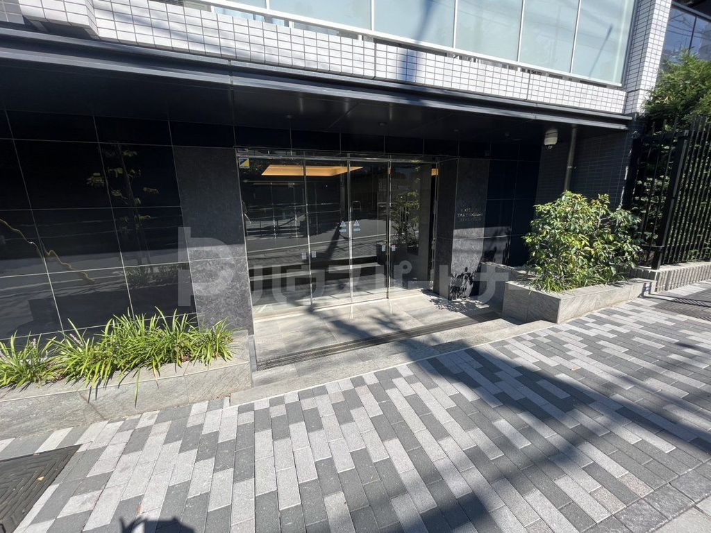 エントランス　エントランス