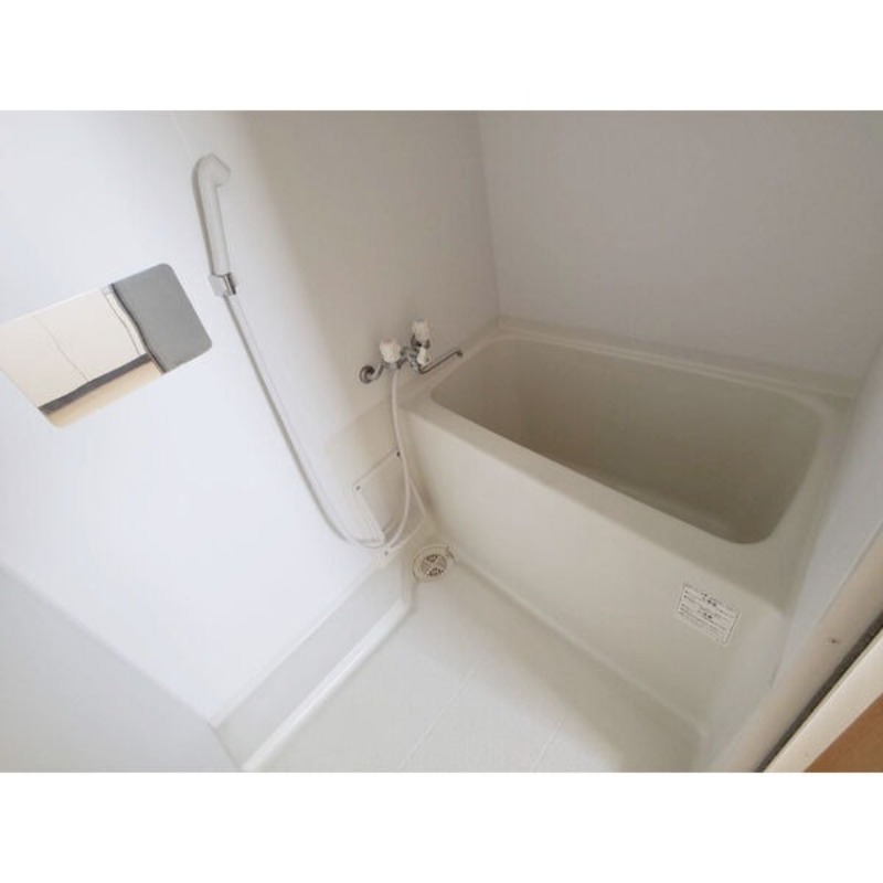 バス・シャワールーム　図面と現状に相違がある場合には現状を優先