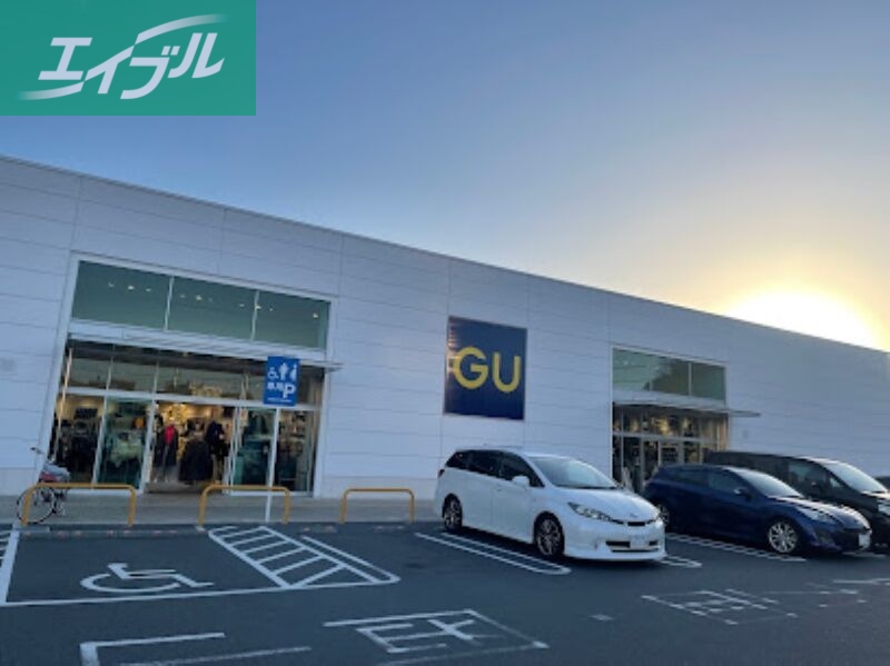 ショッピングセンター　ジーユー岡山岡北店（ショッピングセンター）まで667m