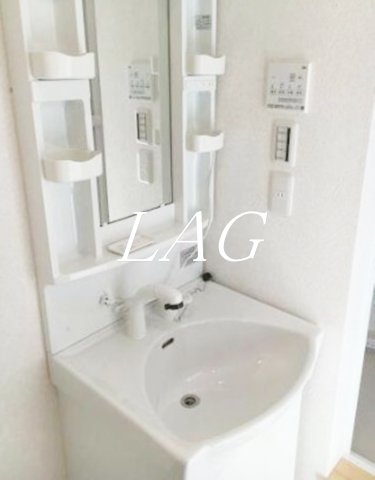 洗面設備　独立洗面台です。