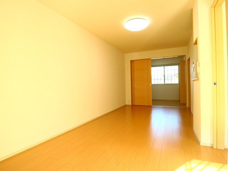 居室・リビング　写真は同型タイプです。