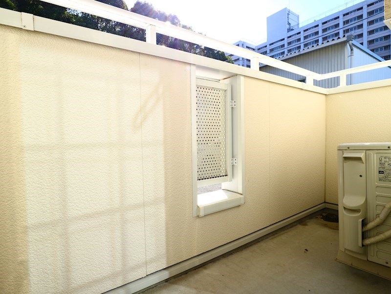 バルコニー　写真は同型タイプです。