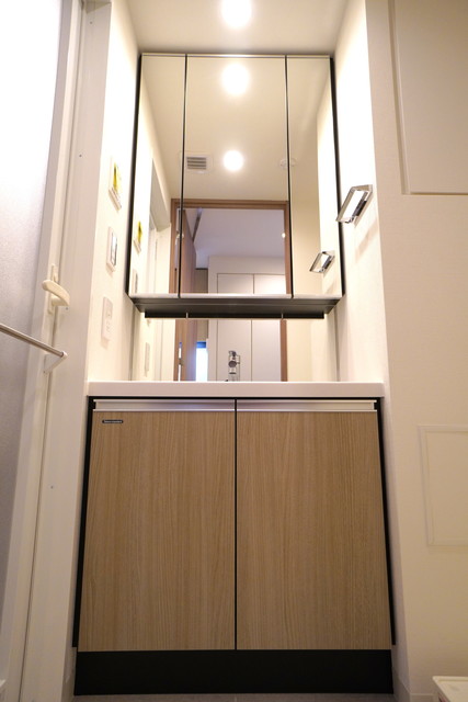 洗面設備　※写真は同タイプ住戸です。