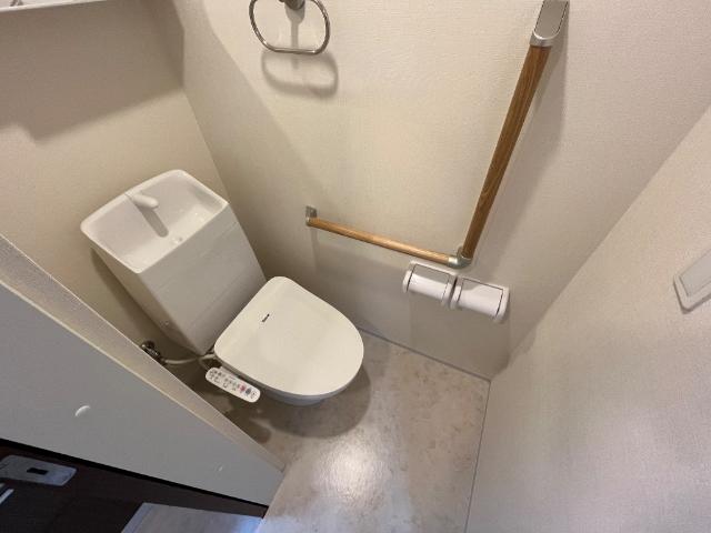 トイレ　シャワー付トイレ