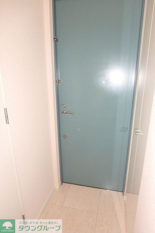 玄関　お部屋探しは株式会社　タウンハウジング　までお気軽にお問合…
