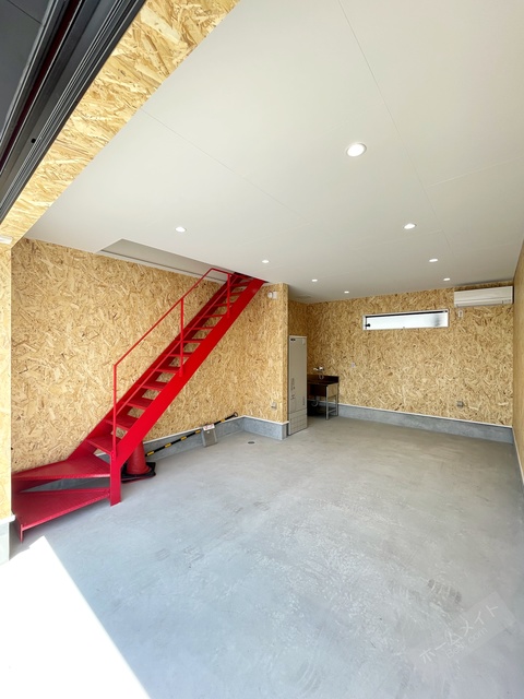 駐車場　ビルトインガレージ付き♪