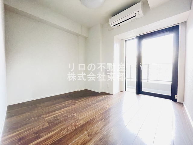 居室・リビング　インターネット使用料無料です。