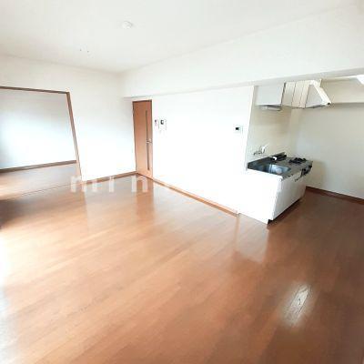 居室・リビング　※写真は別号室のものですので現状優先とさせていただきます。