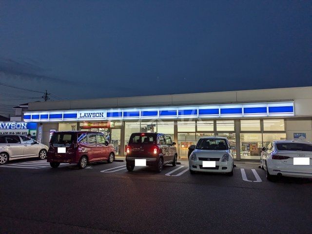 コンビニ　ローソン 小牧外堀一丁目店（コンビニ）まで697m