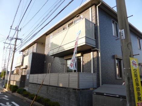 建物外観　粕屋町でのお部屋探しは、トーマスリビング粕屋店へご相談下さい