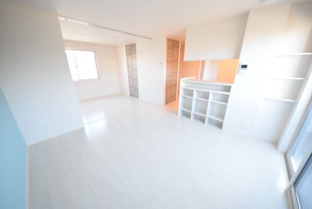 居室・リビング　お問合せはタウンハウジングまで！※現地待合わせ相談可能