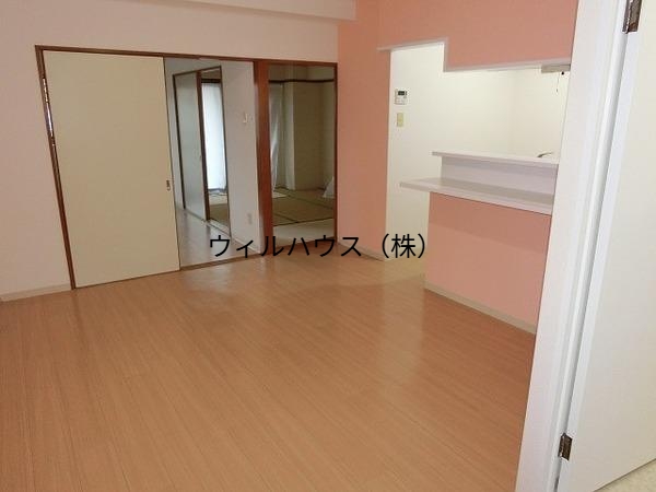 居室・リビング　広々リビング！