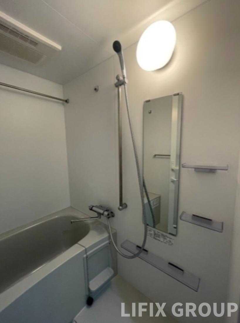 バス・シャワールーム　風呂