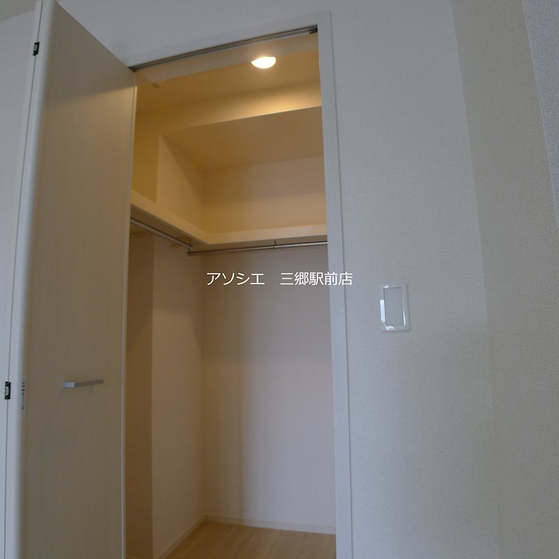 レジデンス KIZUの内装写真