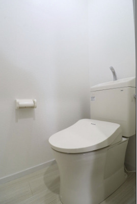 トイレ　トイレもきれいです