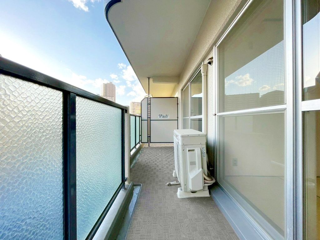 バルコニー　バルコニー