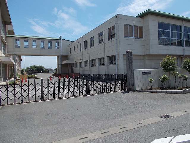 小学校　藤岡小学校（小学校）まで786m