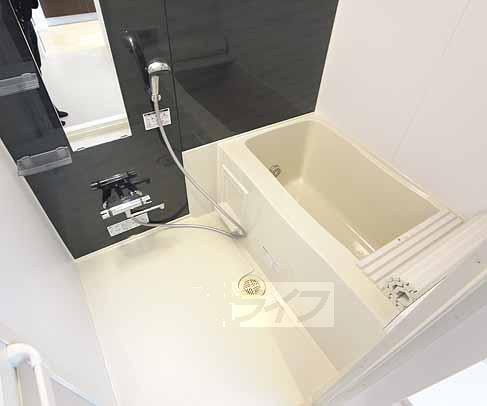 バス・シャワールーム　追炊き機能付きです。