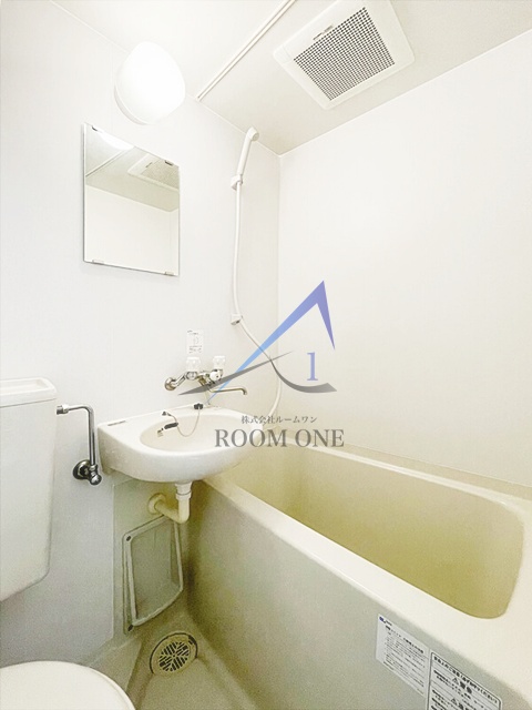 バス・シャワールーム　お風呂です。