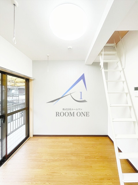 居室・リビング　洋室のお部屋です。