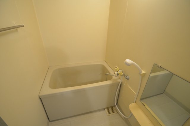 バス・シャワールーム　ユニットバスでお掃除ラクラク