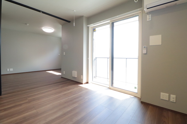 居室・リビング　リビング・洋室