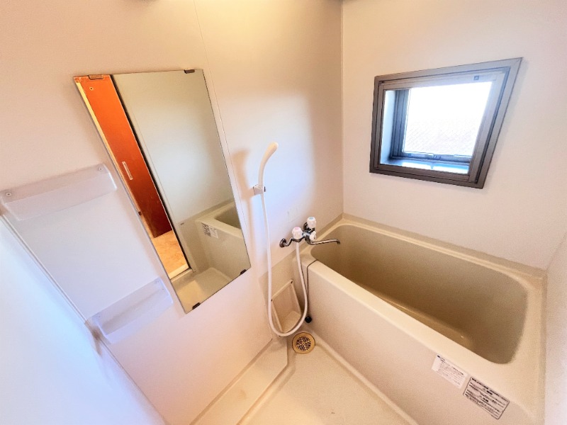 バス・シャワールーム　別号室イメージ