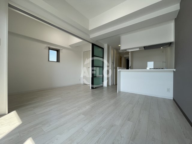 居室・リビング　ｇｍ難波ウエストＤ.Ｃ.　リビング