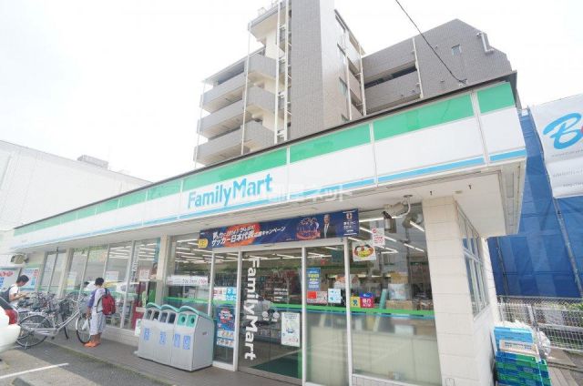 コンビニ　ファミリーマート　我孫子駅北口店（コンビニ）まで370m