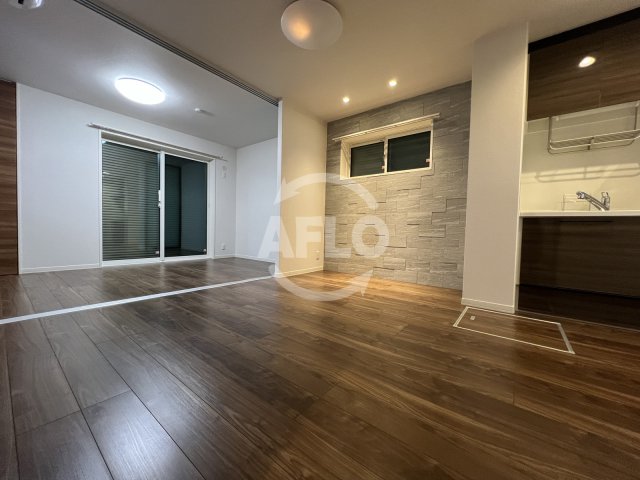 居室・リビング　エムズ・シャーメゾン北梅田　LDK