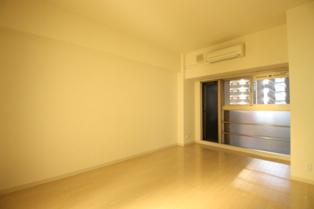 居室・リビング　※別室の参考写真の為、現況優先です。