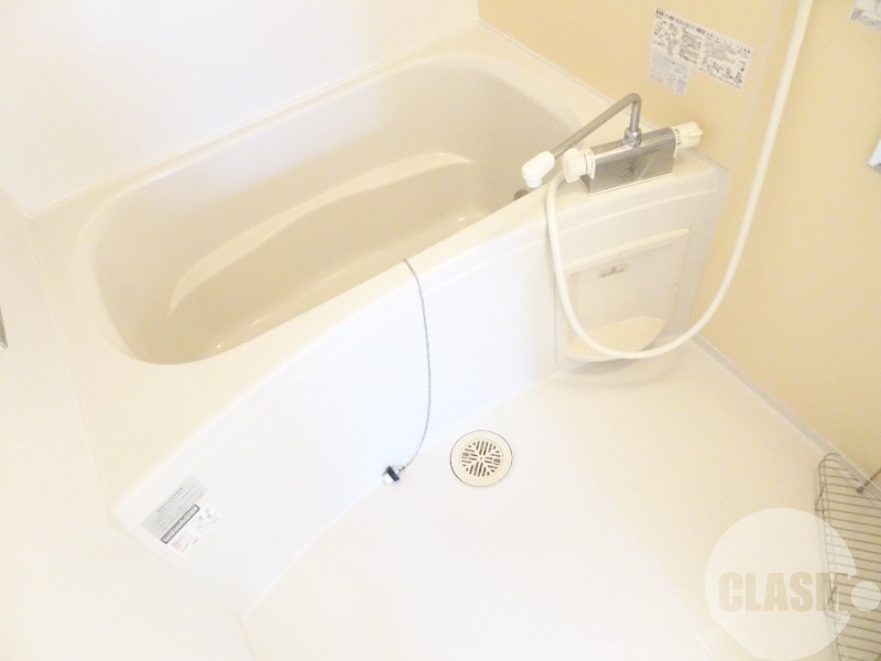 バス・シャワールーム　浴室乾燥機＆追い焚き機能付きバス♪