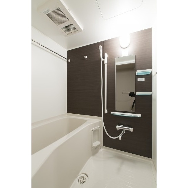 バス・シャワールーム　バスルーム