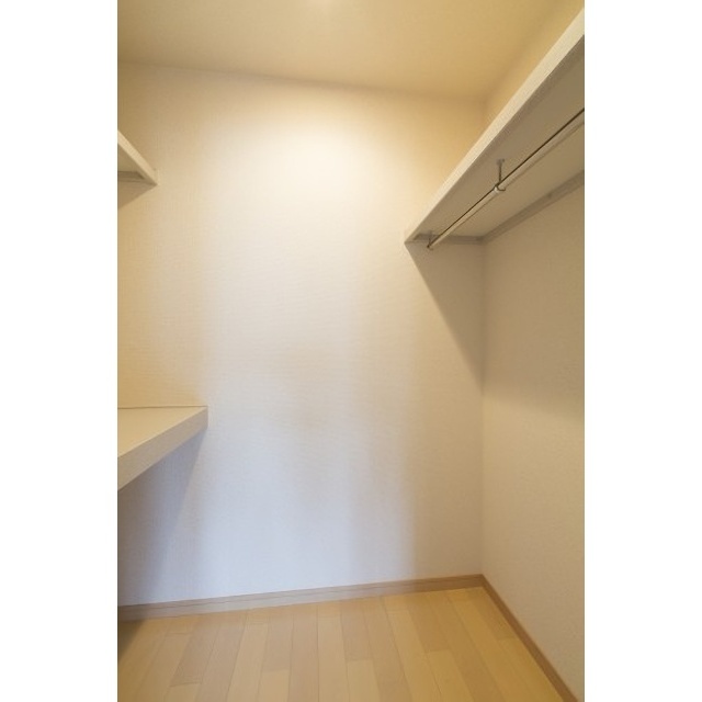 収納　ウォークインクローゼット