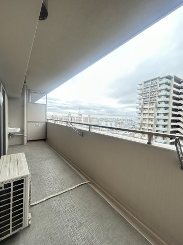 バルコニー　落ち着いた時間を過ごせるバルコニーです