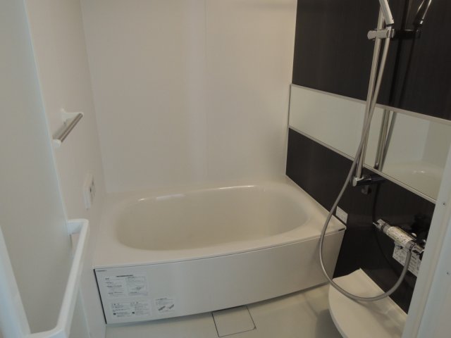 バス・シャワールーム　同タイプ・別号室 ※現況優先※