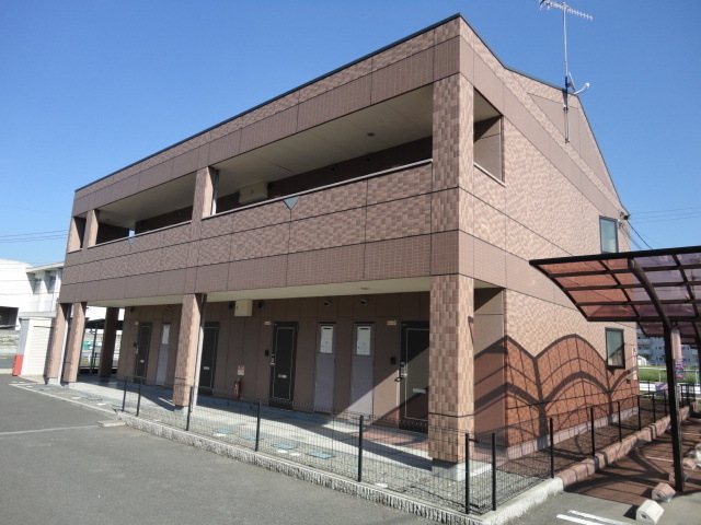 建物外観　グリーンフィールド弐番館・重量鉄骨造