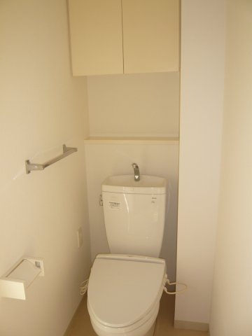 トイレ　ゆったりとした空間のトイレです