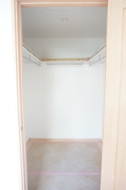 収納　ウォークインクローゼット