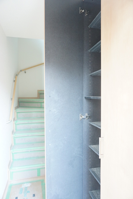 玄関　シューズボックス