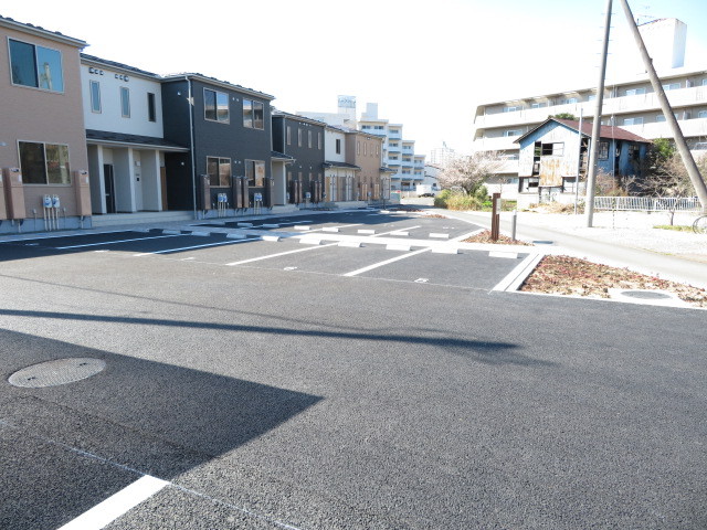 駐車場　駐車場