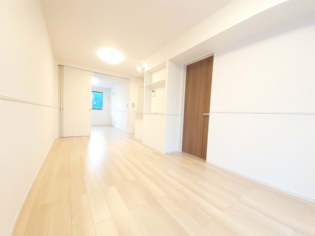 居室・リビング　ゆったり過ごせる居間です