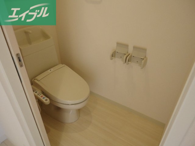 トイレ　シャワレッシュ付トイレ