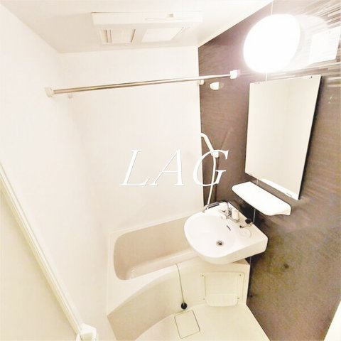 バス・シャワールーム　お風呂です。