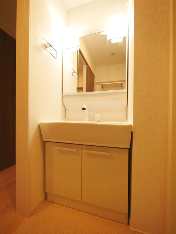 洗面設備　シャンプードレッサー